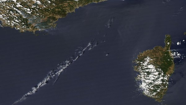Incendies en Provence et en Corse