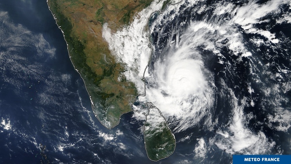 La forte tempête tropicale Gaja se dirige vers le sud de l'Inde
