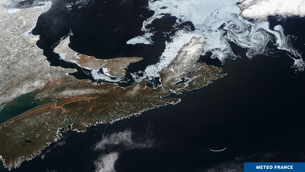 Rouille et glace sur les côtes canadiennes
