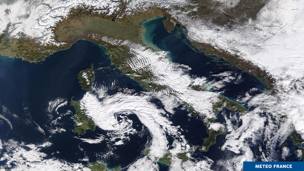 Théâtre météorologique en Italie
